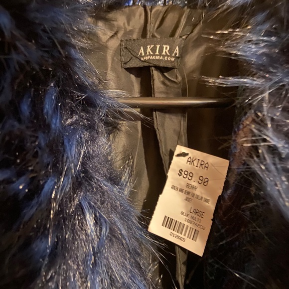 Akira Faux Fur Jacket - Picture 4 of 5